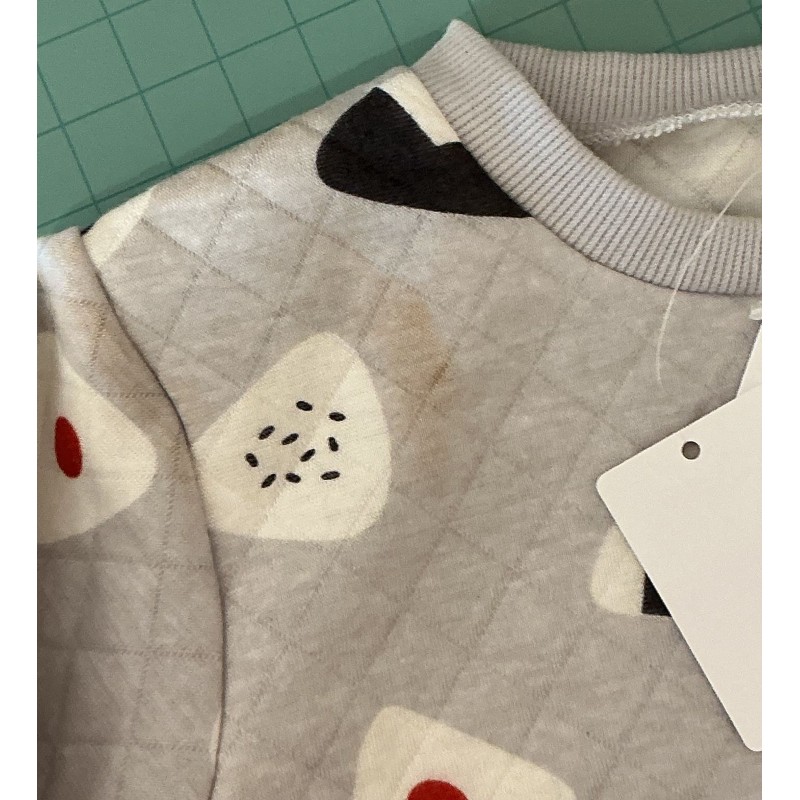 Sweat matelassé bébé motif onigiri japonais