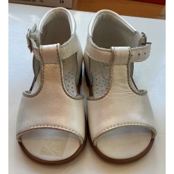 Sandales blanches bébé Beberlis