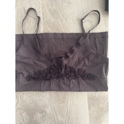 Top marron Mango avec dentelle