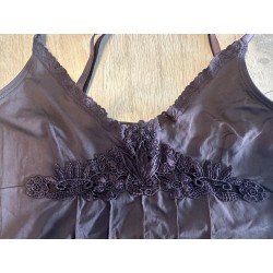 Top marron Mango avec dentelle