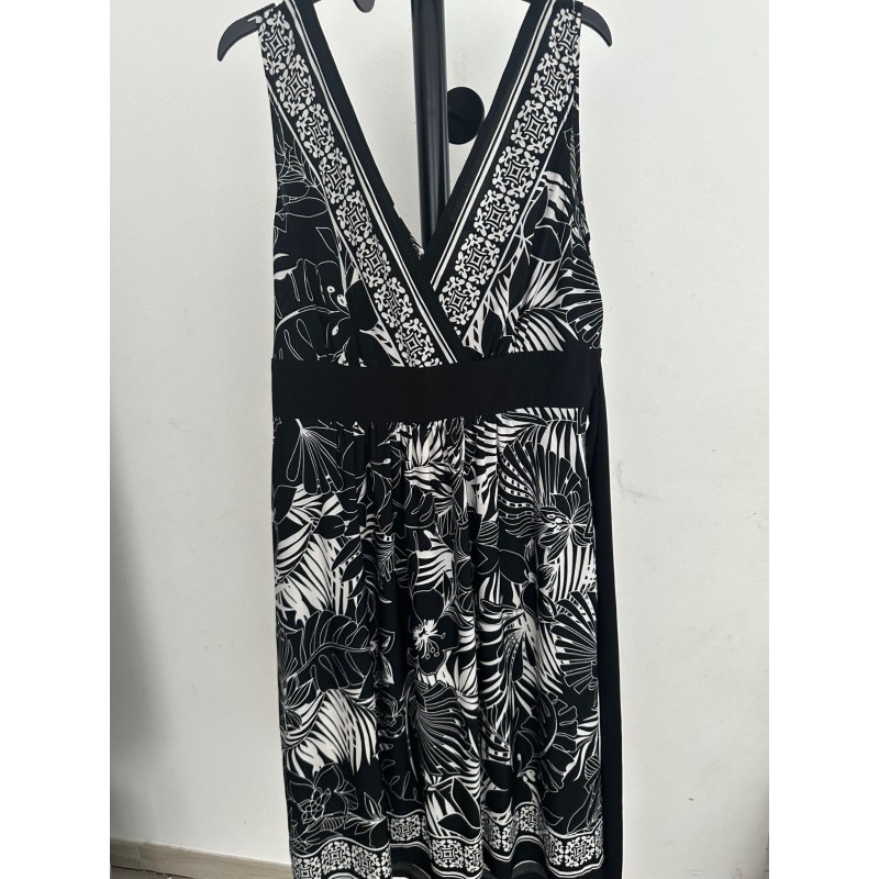 Robe noire et blanche été légère