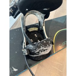 Snowboard Burton Custom 51 avec fixations Burton