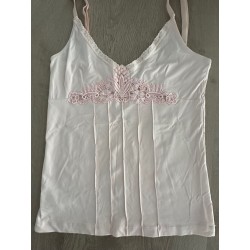 Top rose pâle Zara avec dentelle