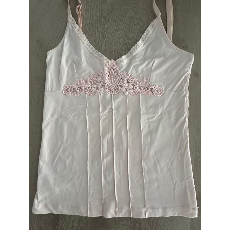 Top rose pâle Zara avec dentelle
