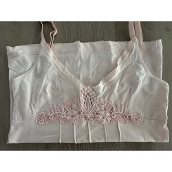 Top rose pâle Zara avec dentelle